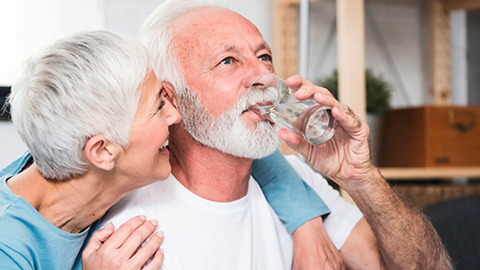 What is alkaline water? Do you have benefits for the elderly?